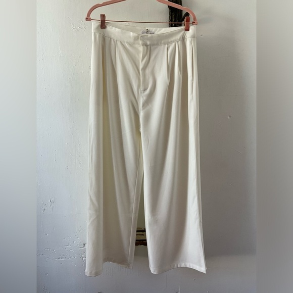 Neutral Ground White Slacks - Picture 1 of 2